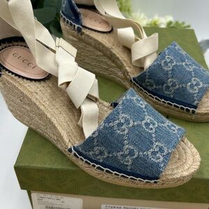 Women's Gucci Denim Blue Espadrille Wedges. Size 37